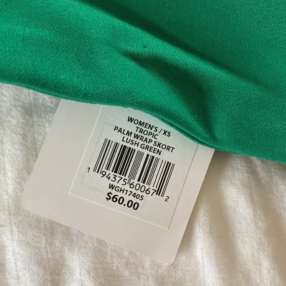 Lady Hagen NWT sz xs golf/ tennis skort “Tropic Palm Wrap” Lush Green Resort - Picture 8 of 10